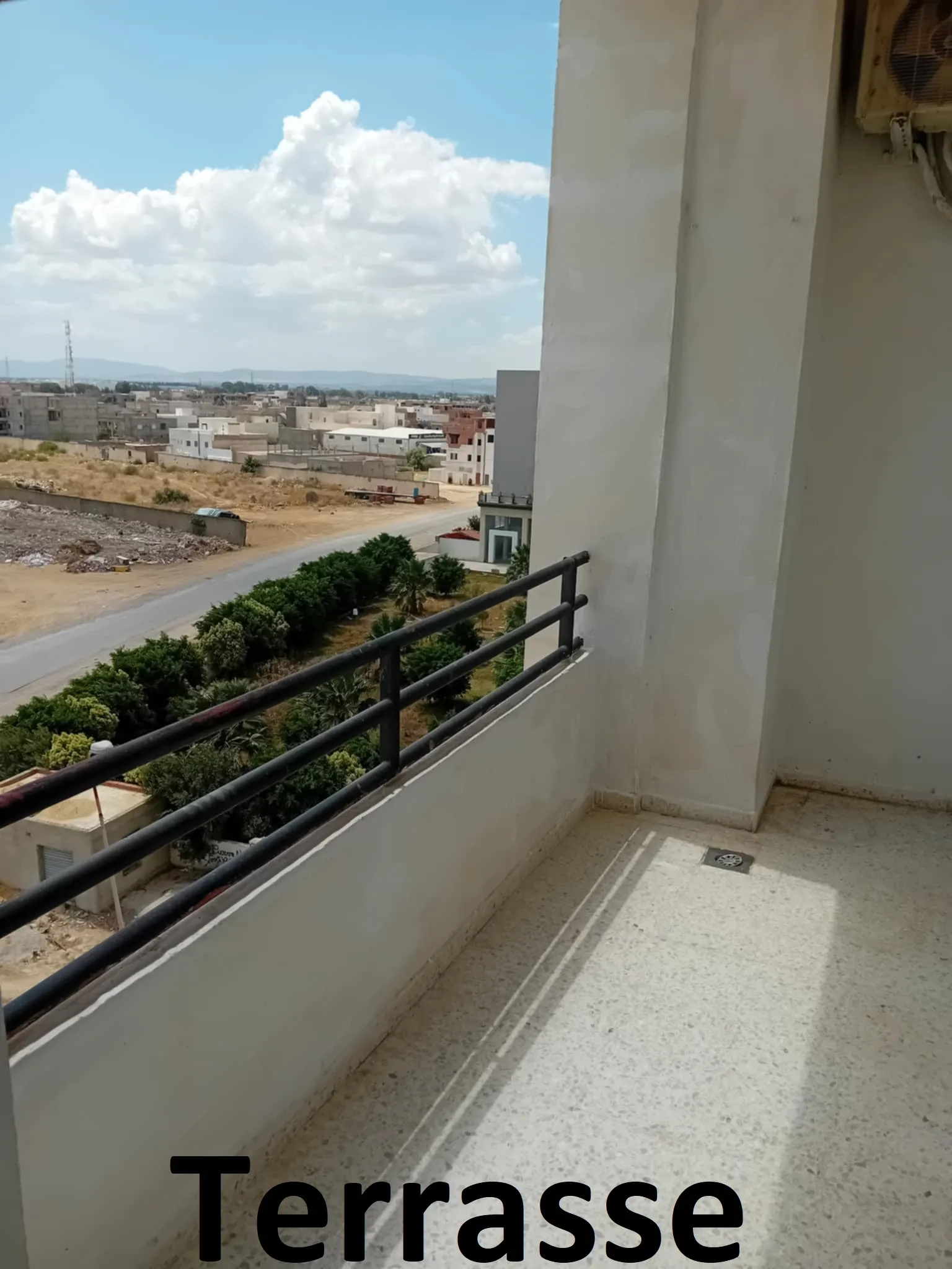 Appartement S+3 haut standing avec vue panoramique – Nouvelle Médina 3, Ben Arous.