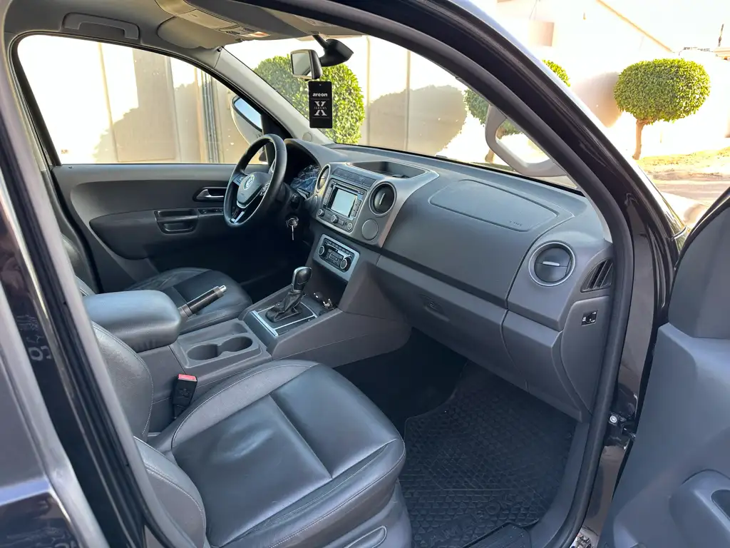 Amarok bva importe full options faible kilometrage  état neuf 