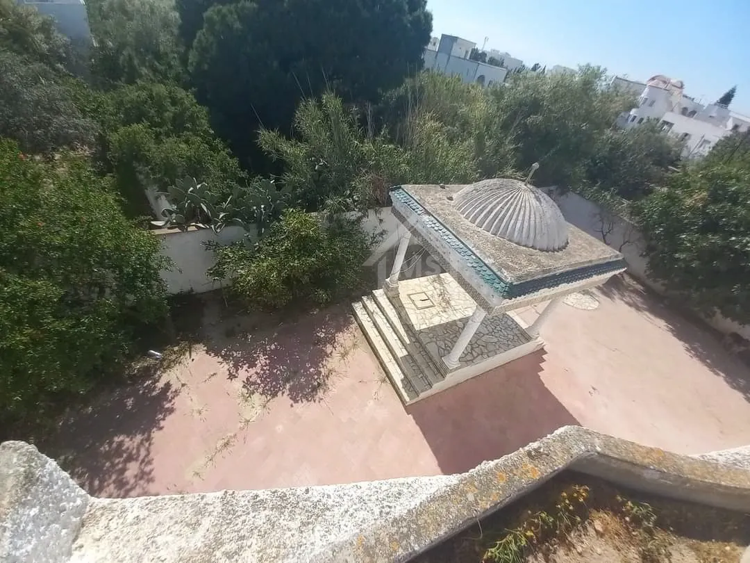Une villa avec jardin à vendre à Hammamet 51355351