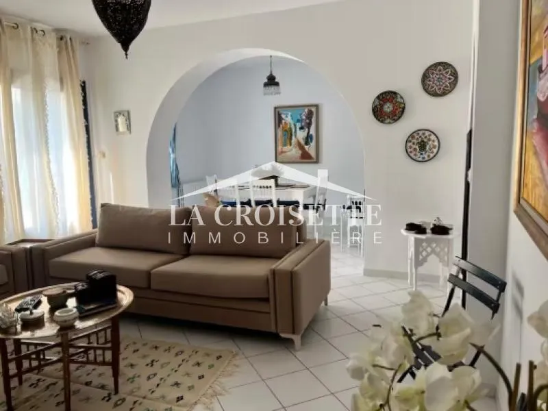 Duplex avec jardin S+3 meublé à Gammarth MDL0742