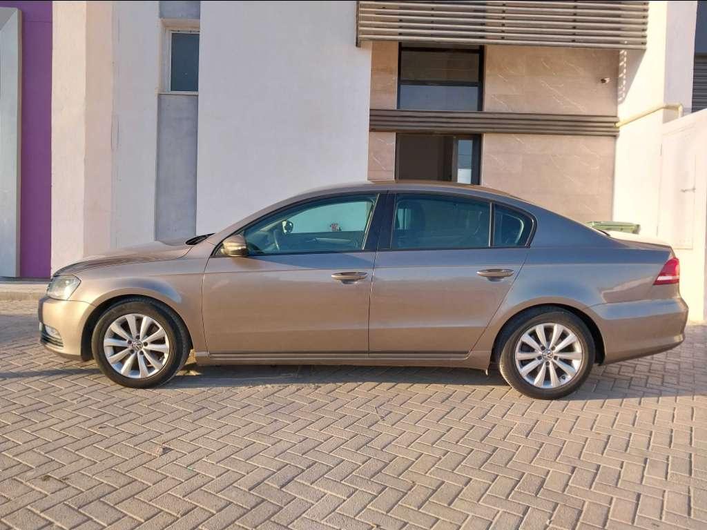 UNE BELLE PASSAT B8