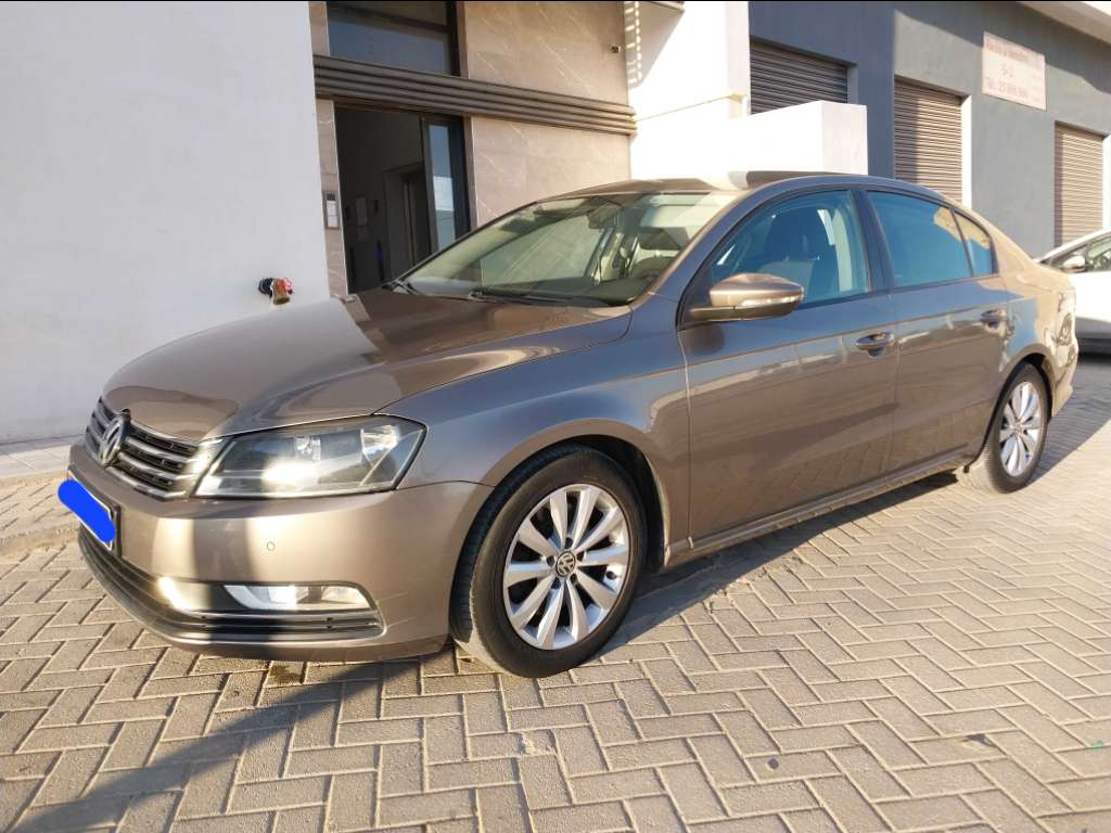 UNE BELLE PASSAT B8