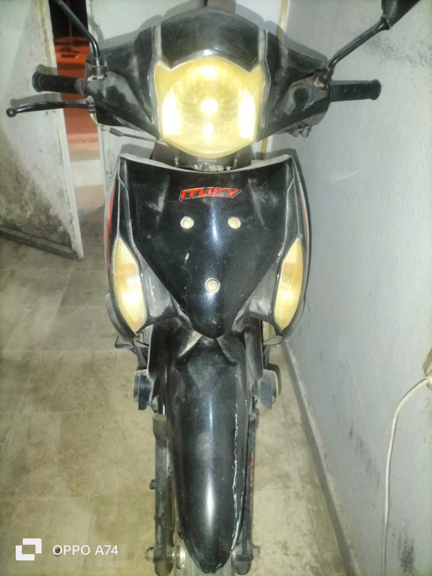 Itucy spark ndhifa kol chay d'origine 