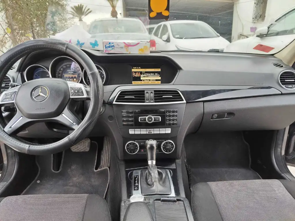 Mercedes c200