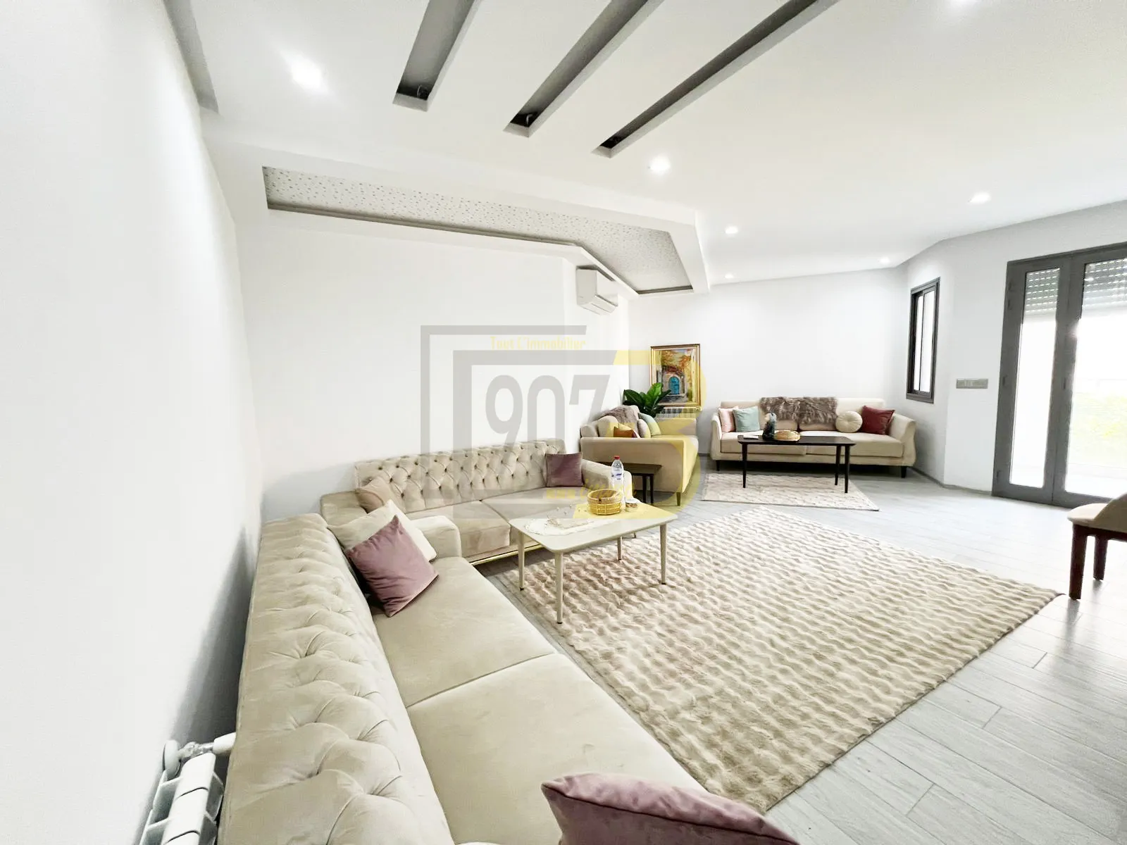 a vendre – Luxueux Appartement S+3 à Menzah 9C