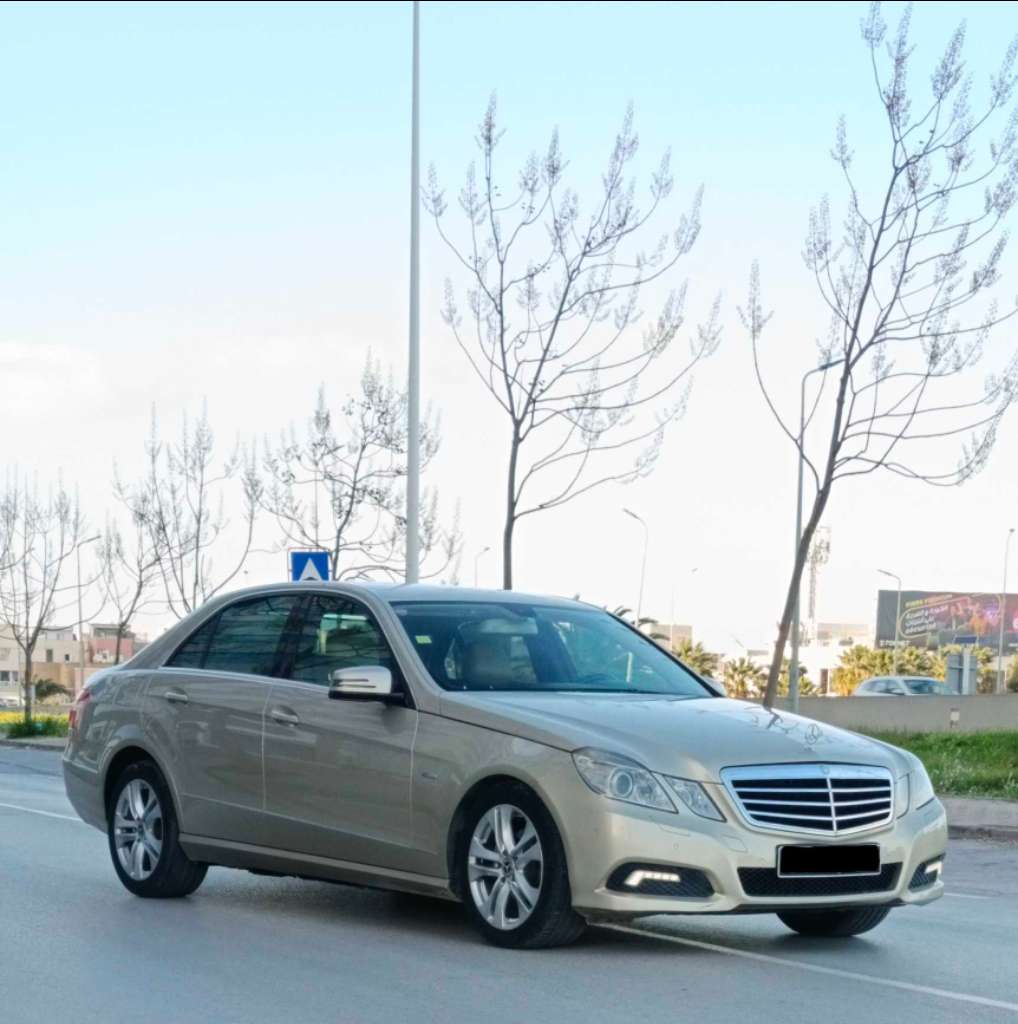 🔔 𝙈𝙀𝙍𝘾𝙀𝘿𝙀𝙎-𝘽𝙀𝙉𝙕 𝘾𝙇𝘼𝙎𝙎𝙀 
     𝙀 200
