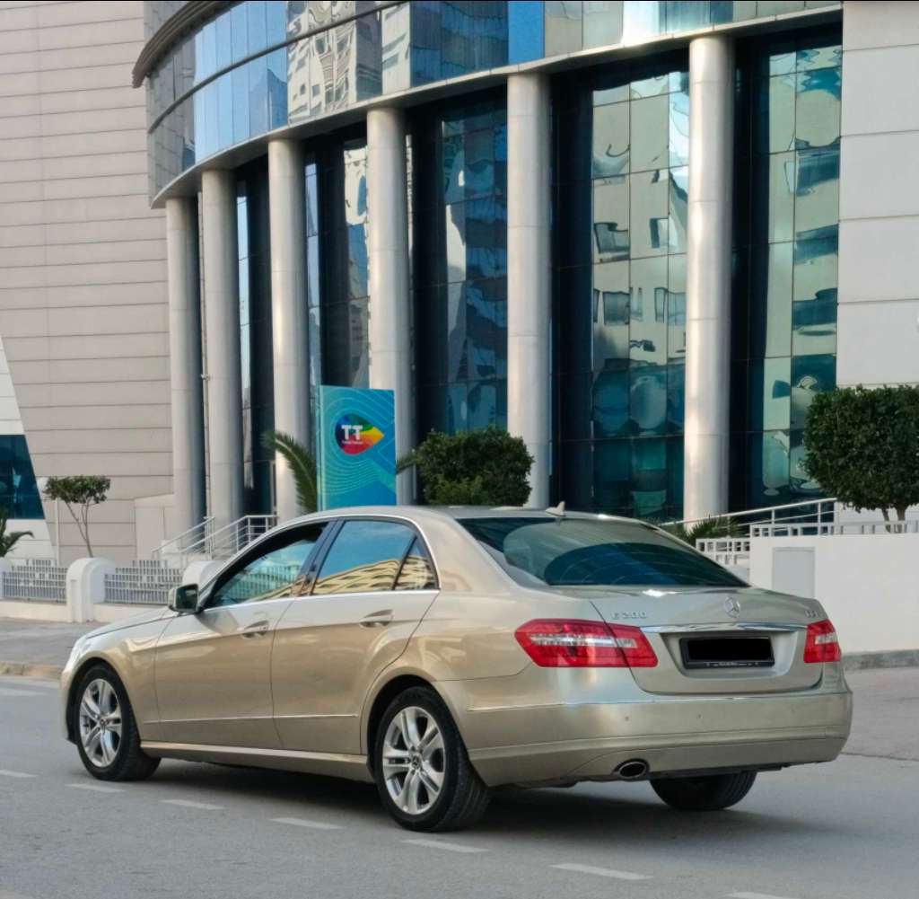 🔔 𝙈𝙀𝙍𝘾𝙀𝘿𝙀𝙎-𝘽𝙀𝙉𝙕 𝘾𝙇𝘼𝙎𝙎𝙀 
     𝙀 200
