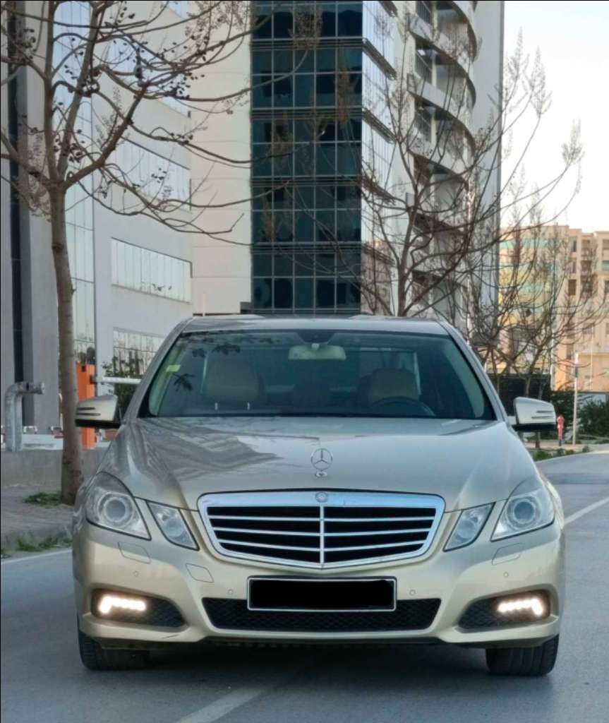 🔔 𝙈𝙀𝙍𝘾𝙀𝘿𝙀𝙎-𝘽𝙀𝙉𝙕 𝘾𝙇𝘼𝙎𝙎𝙀 
     𝙀 200
