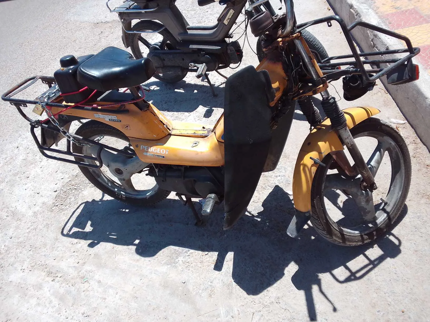 Peugeot FOX 