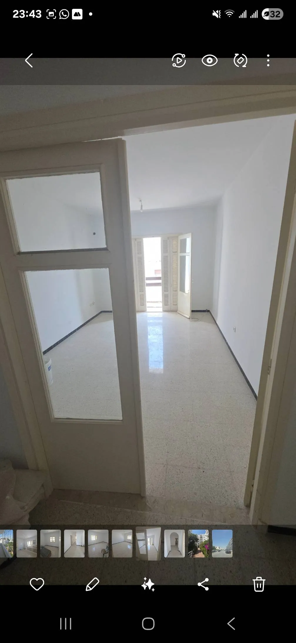 un appartement s+3 en 4éme étage à Manar 2
