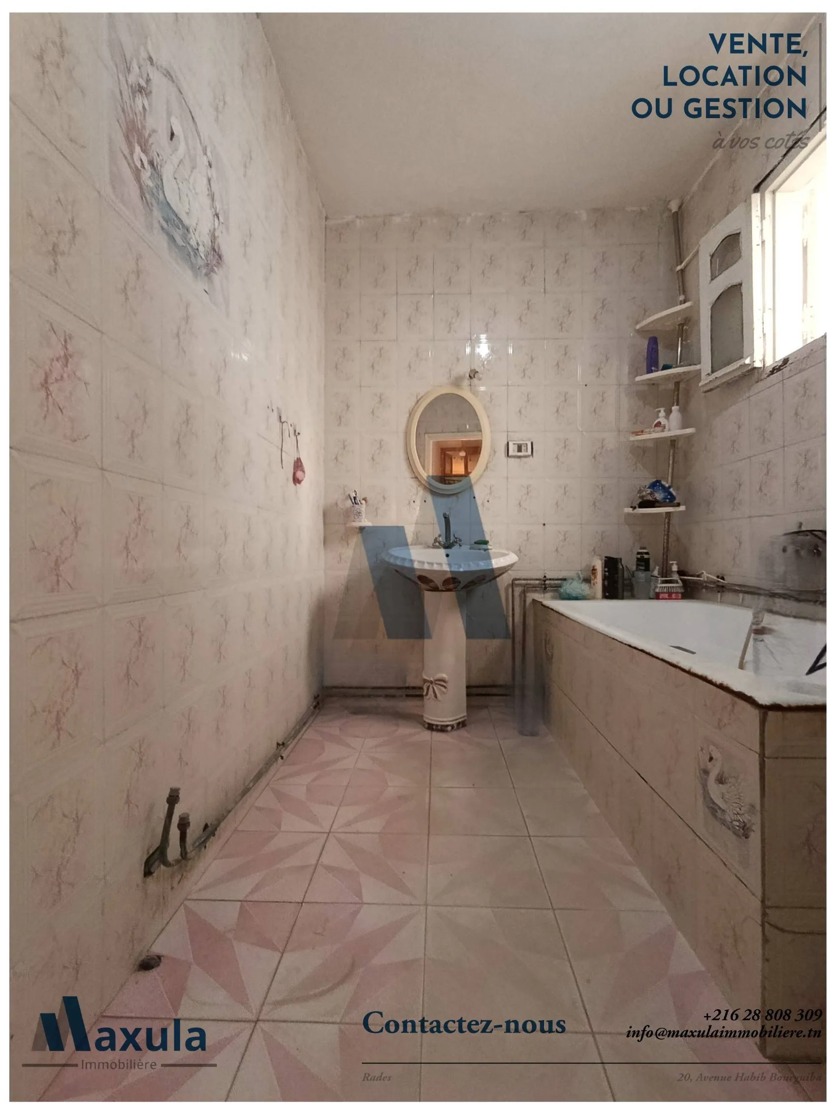 À VENDRE MAISON D’ANGLE S+5 À RADES MALLEHA
