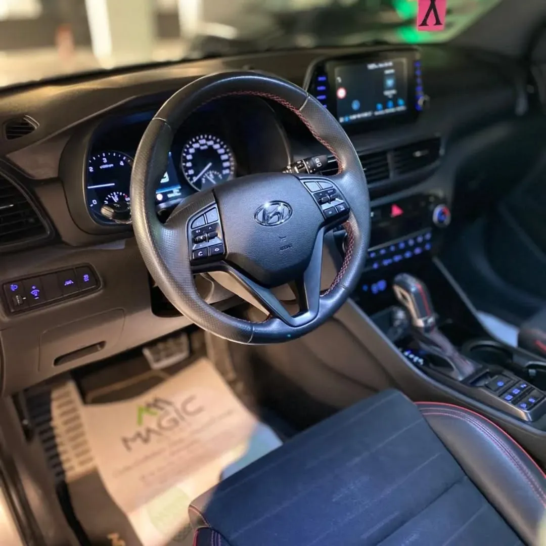 HYUNDAI TUCSON