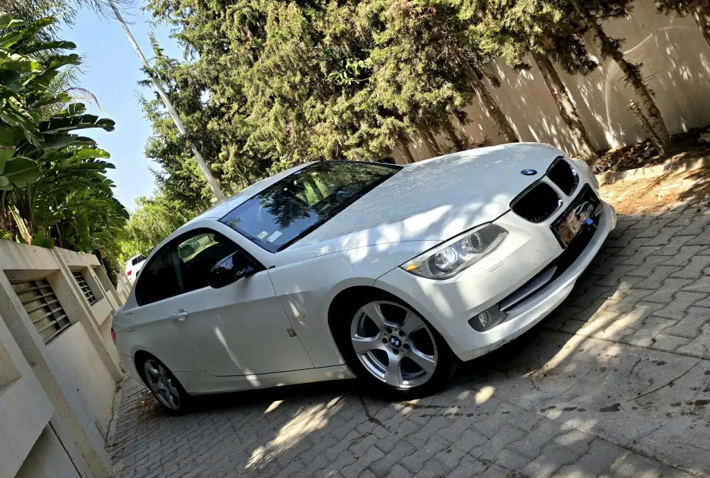 đ Bmw 316 7Cv essence đ on accepte l Ă©change des voitures
