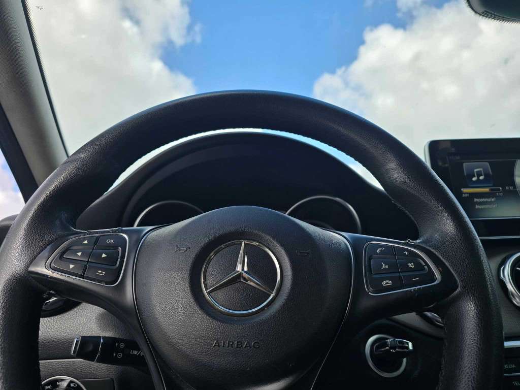 🚘 Mercedes GLA180 Diesel serie 234 🚘
          🔁 on accepte l échange des voitures
       
