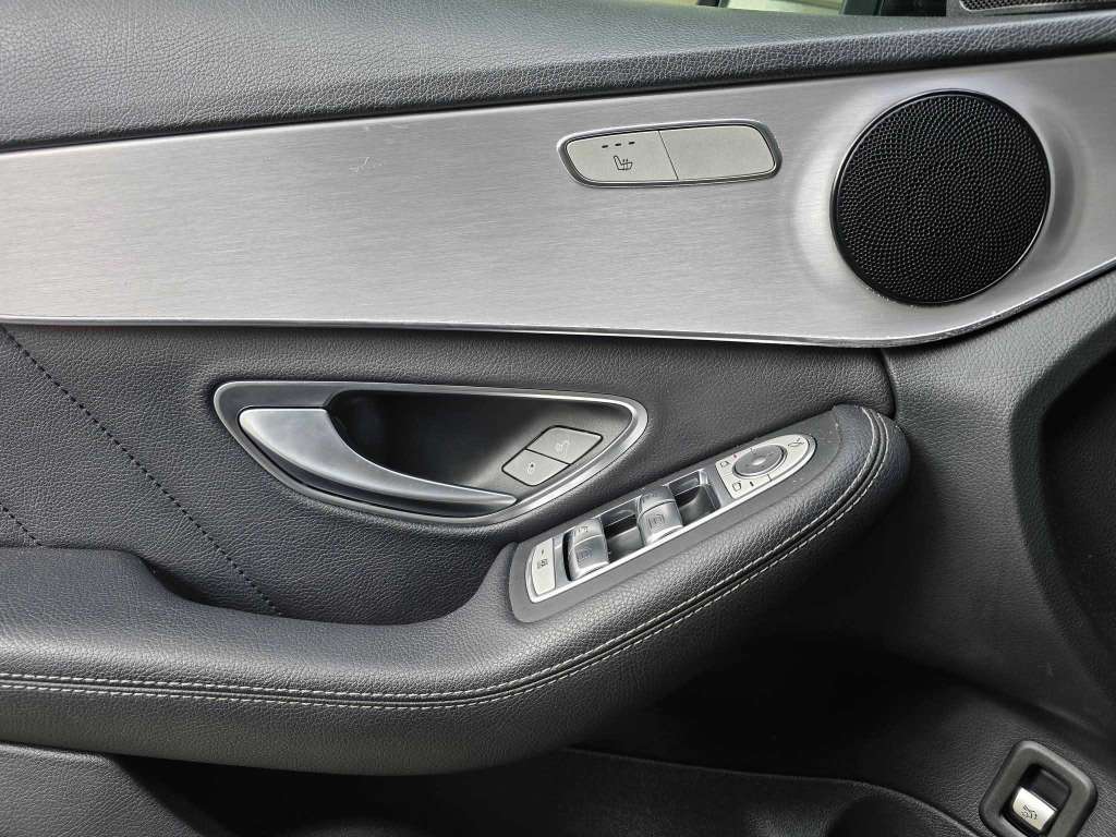 🚘 Mercedes GLA180 Diesel serie 234 🚘
          🔁 on accepte l échange des voitures
       
