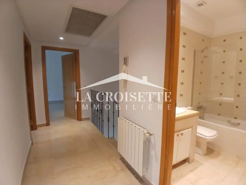 Triplex s4 avec jardin à Ain Zaghouan nord MTRL0047