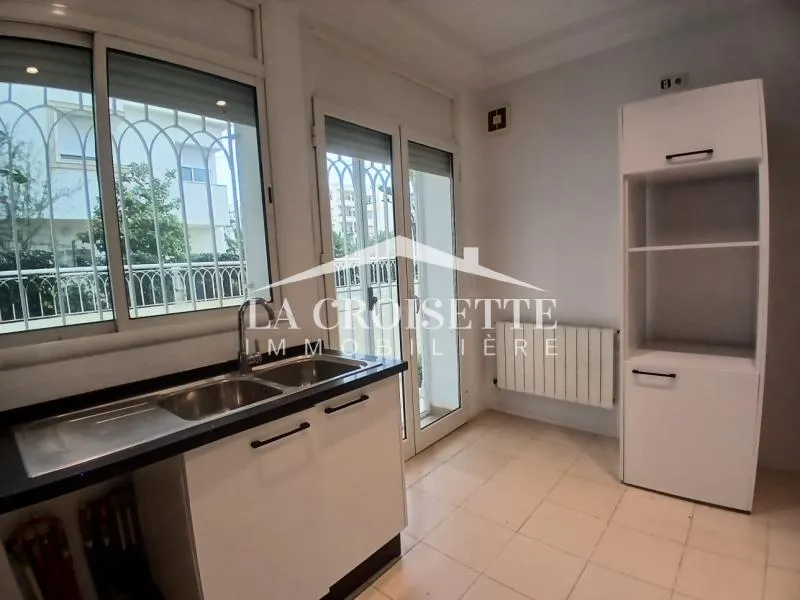 Triplex s4 avec jardin à Ain Zaghouan nord MTRL0047