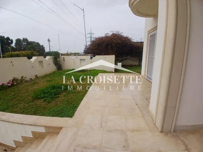Triplex s4 avec jardin à Ain Zaghouan nord MTRL0047