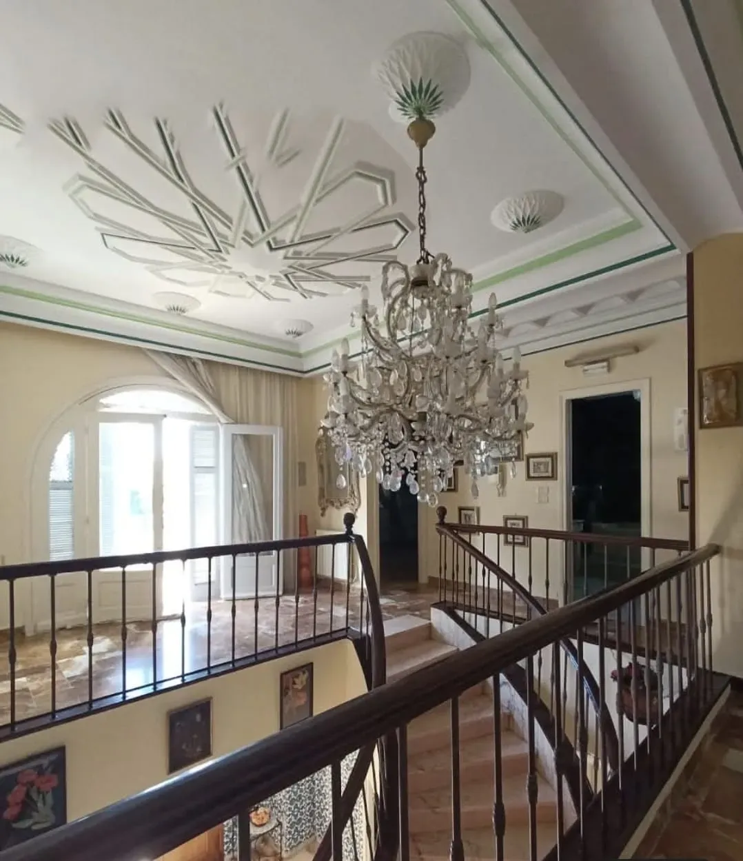 đĂ VENDRE â Projet D'Or 4000 mÂČâ FACE MER Ă  Chott Meriem