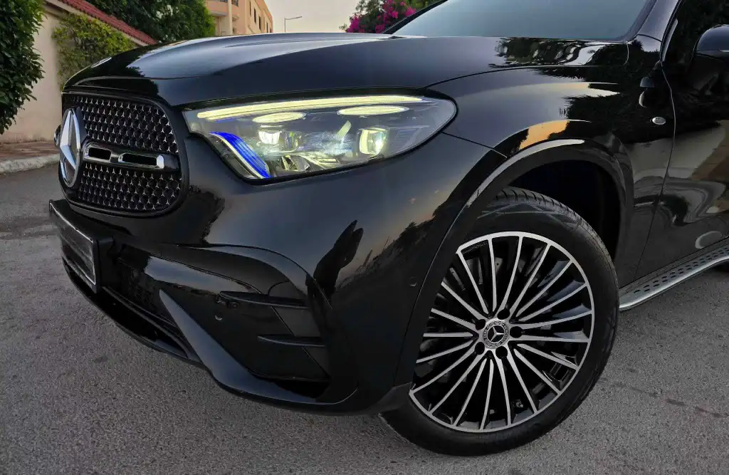 ⛔️Mercedes🇩🇪GLC300e 2025 8000km 4matic⛔️ 
        🔁 on accepte l échange des voitures