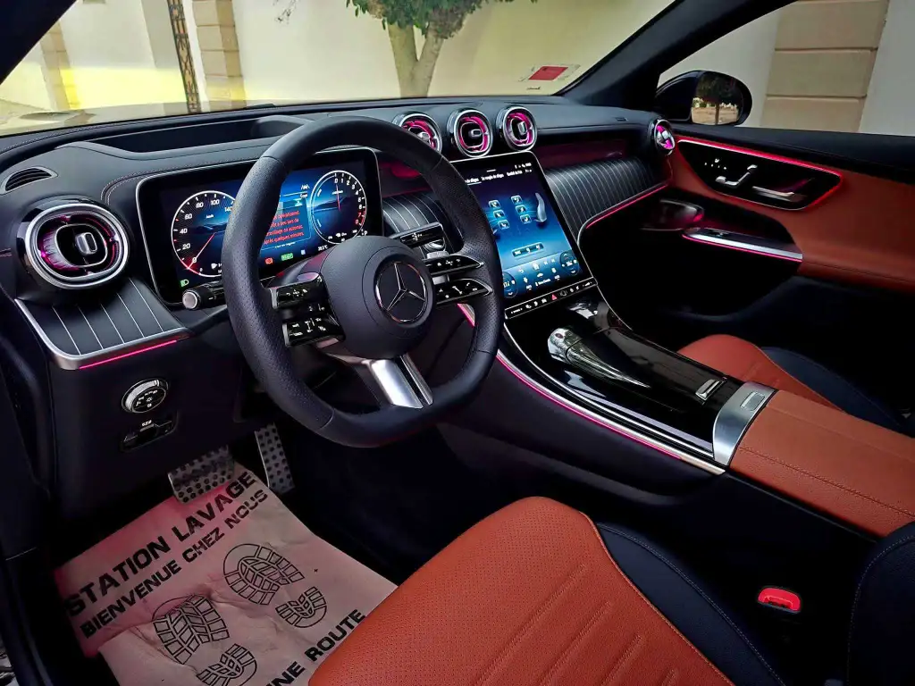 ⛔️Mercedes🇩🇪GLC300e 2025 8000km 4matic⛔️ 
        🔁 on accepte l échange des voitures