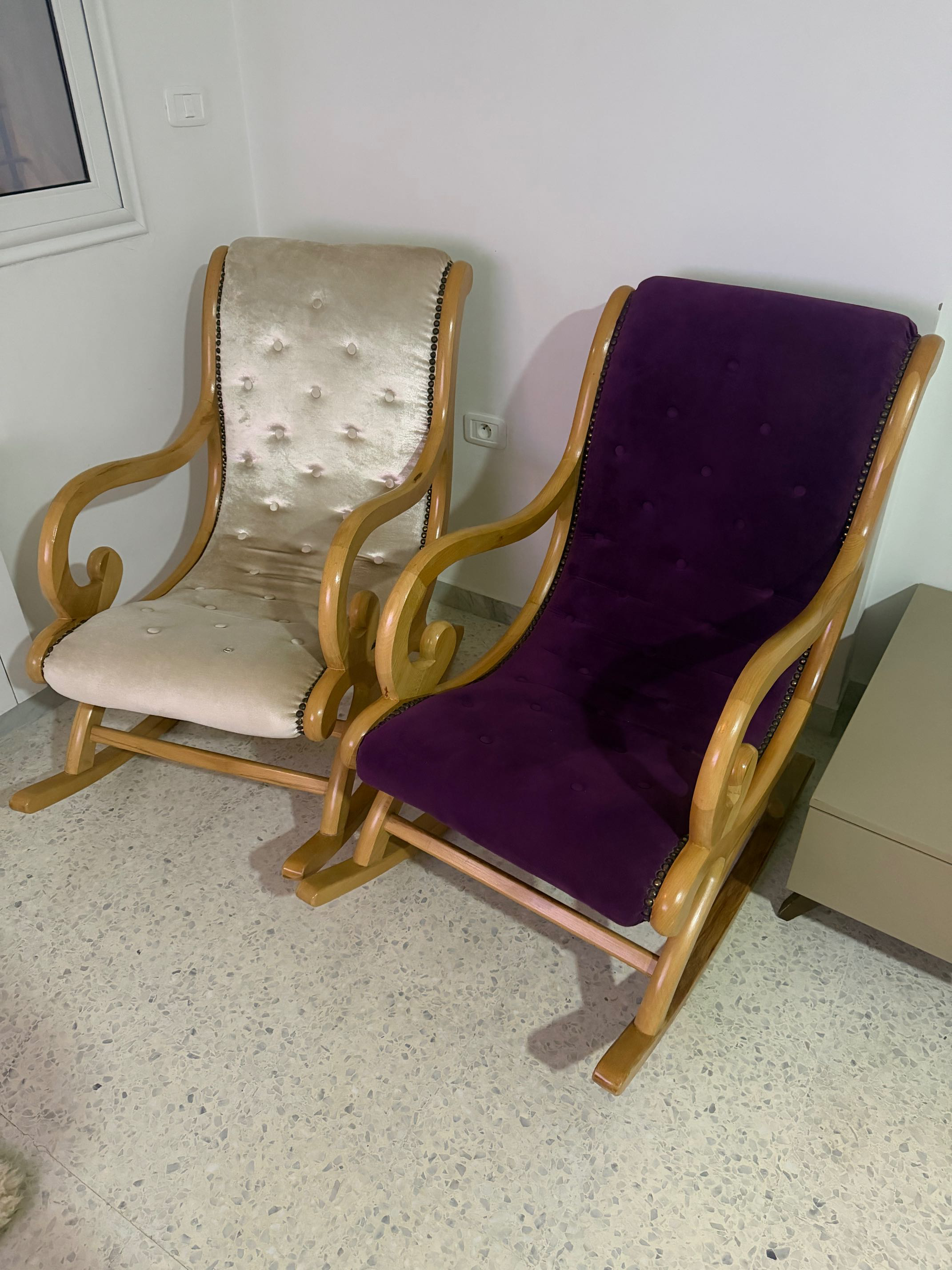 2 chaises basculants