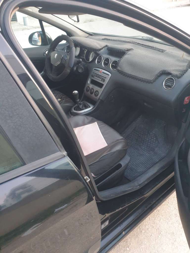 Peugeot308