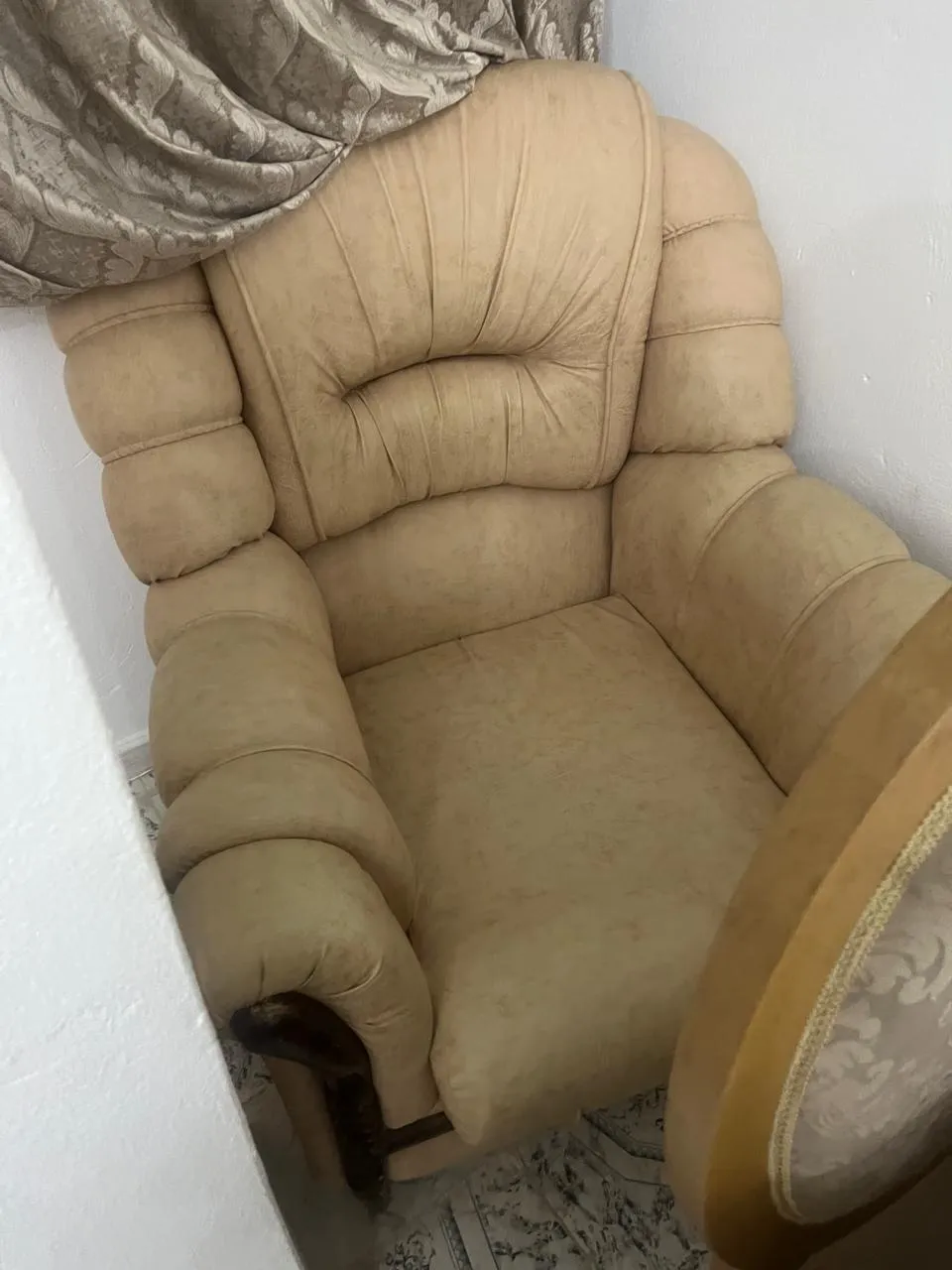 Sallon semi cuire