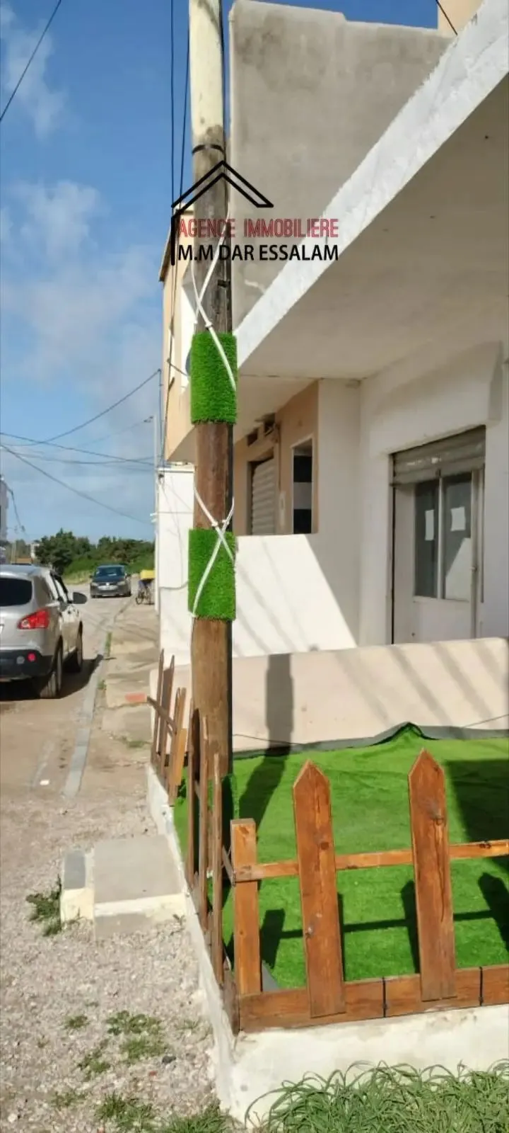 deux garages près de toutes commodités à vendre