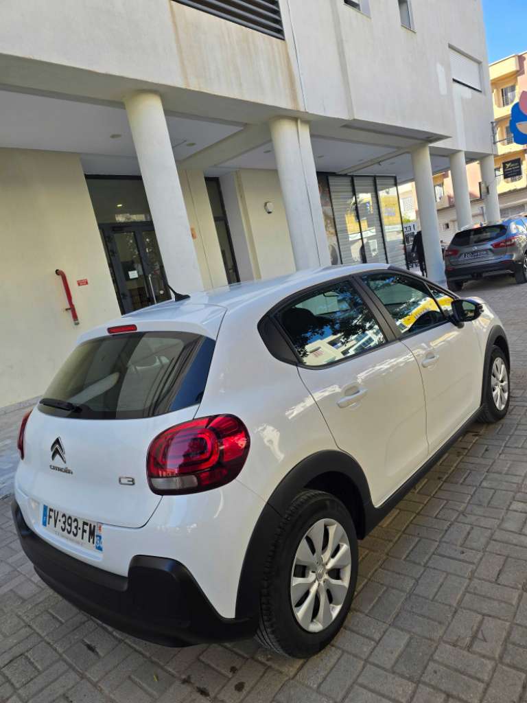 Av citroên c3 Restylée modéle 2021 diesel ehdi ttoption importée série 257 tél 23.964.164