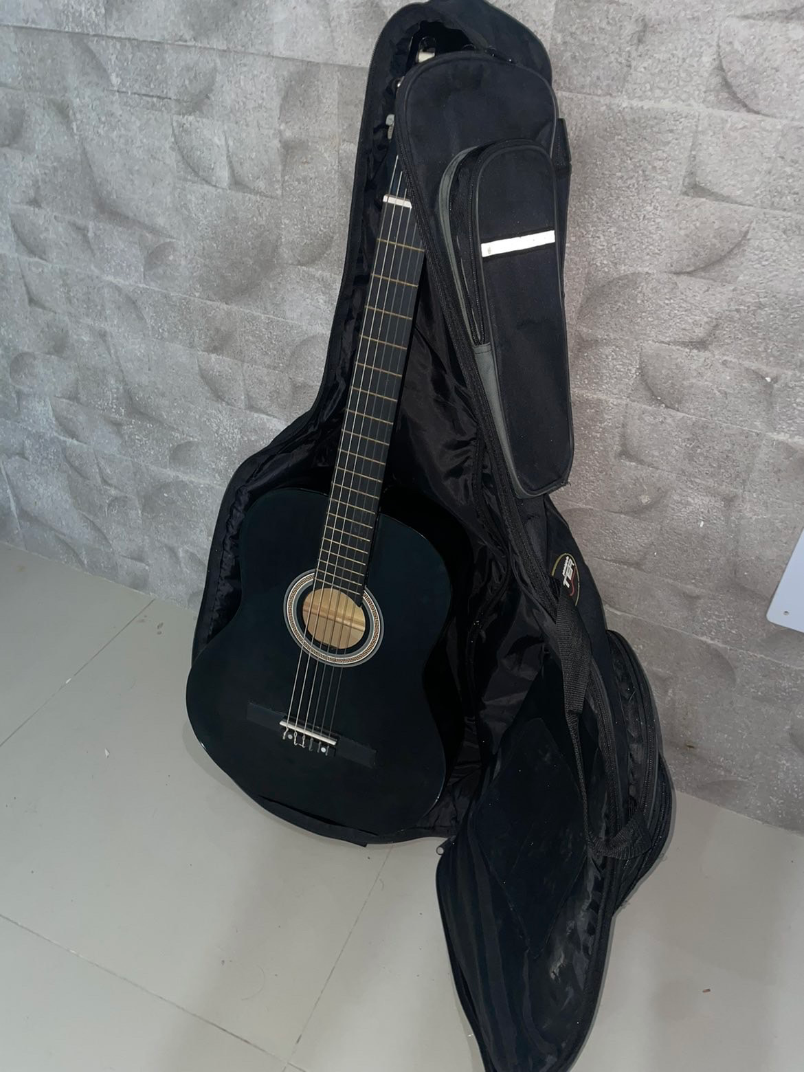 Guitar Classique MEG avec sac
