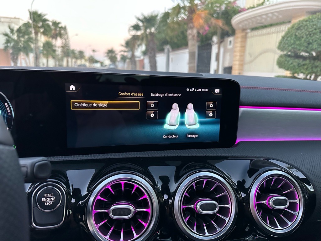 Mercedes Cla250e importè Amg pack night neuf neuf 