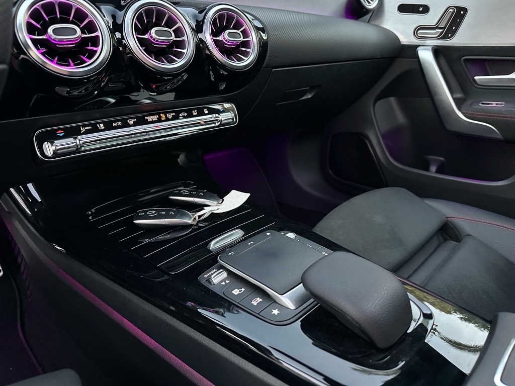 Mercedes Cla250e importè Amg pack night neuf neuf 