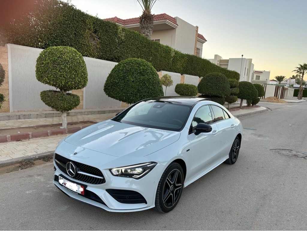 Mercedes Cla250e importè Amg pack night neuf neuf 