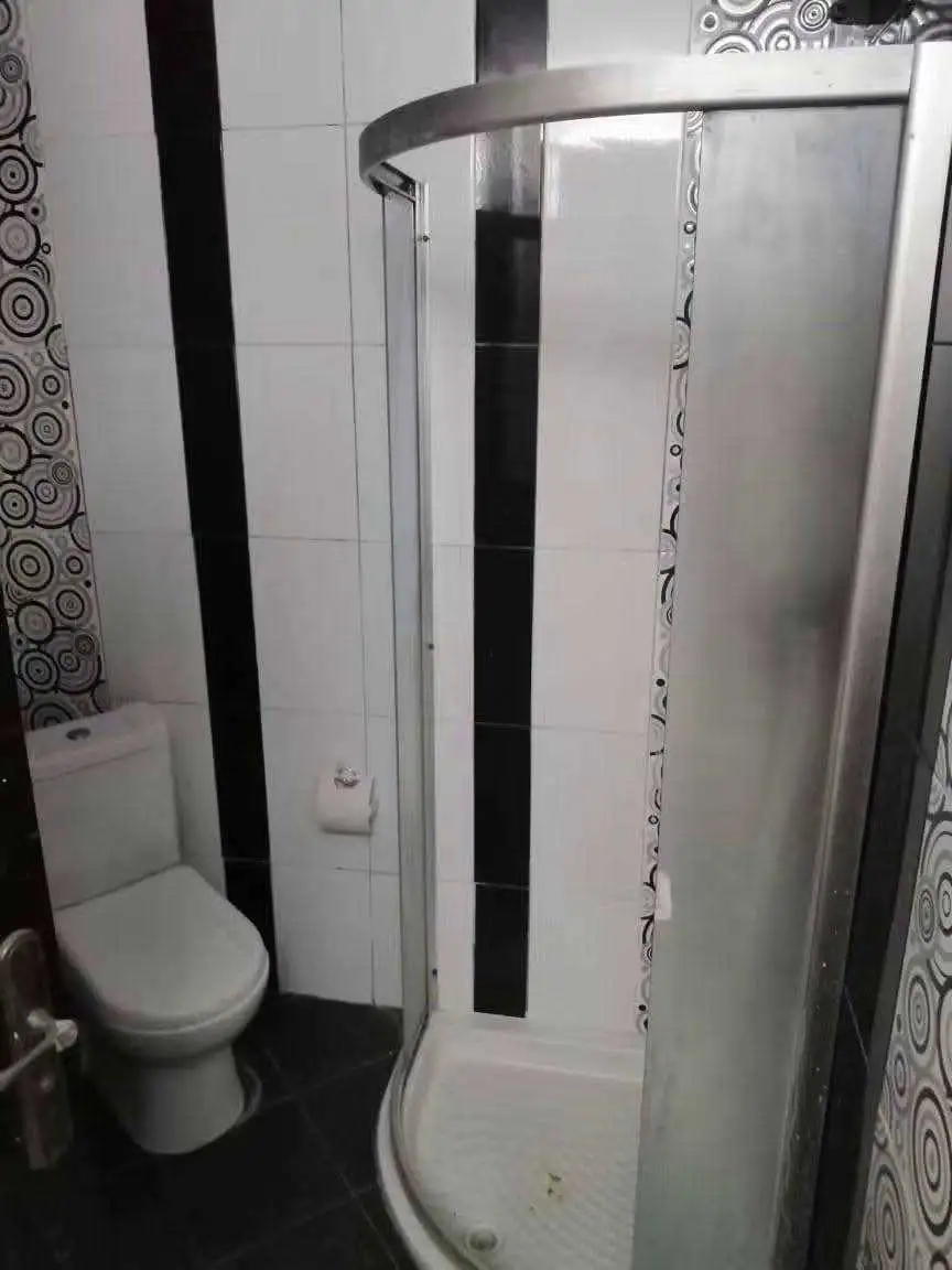 À vendre : Maison à Hammam Sousse, Cleopâtre, Côté Mer 🌊🏡

Référence : R028 - photo 5