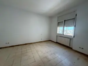 un appartement s+2 au 3éme étage(doubles ascenseurs) a louer a ennacer 2 prés de zen