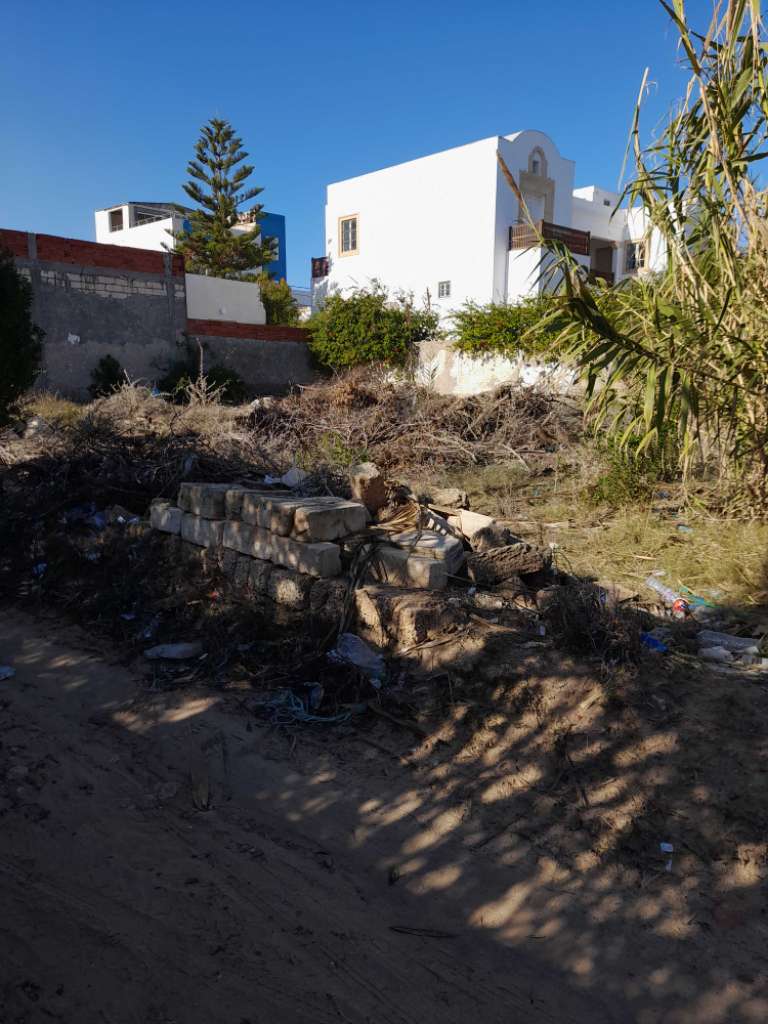 Terrain pied dans l'eau 