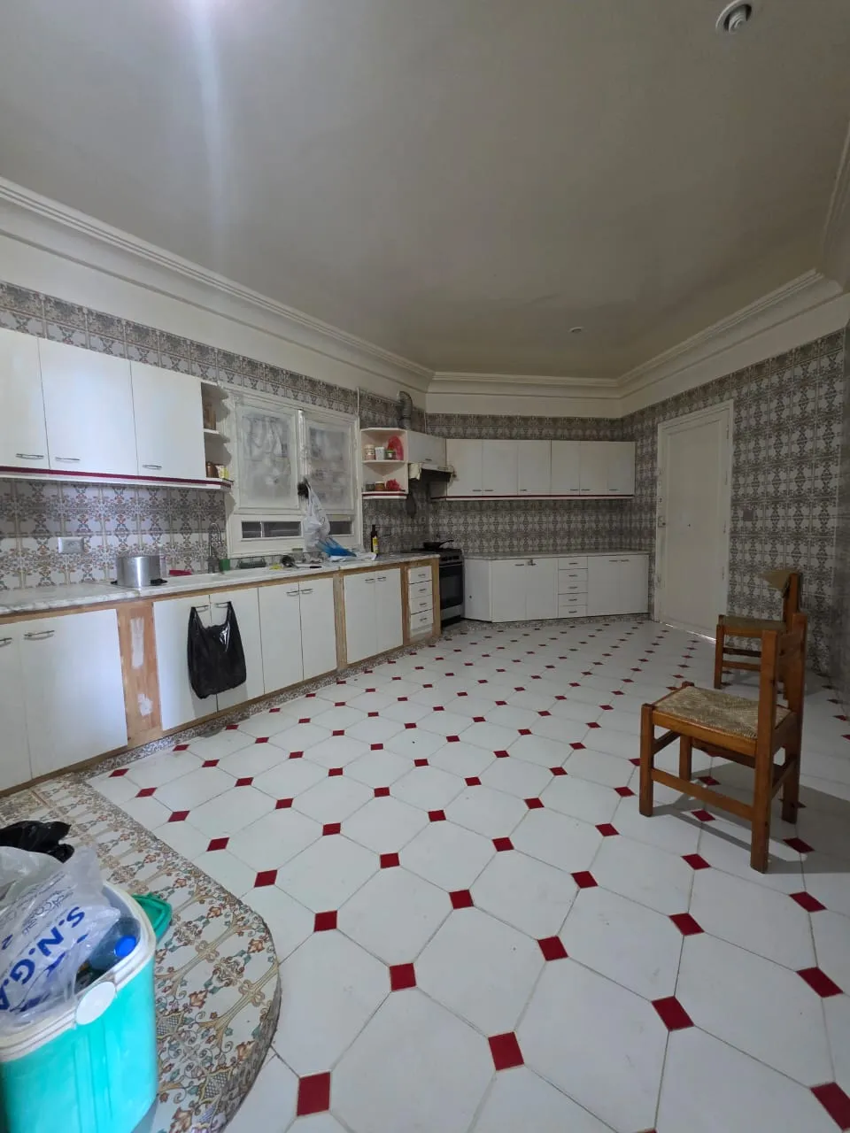📢PRODUIT RARE à CHAT MARIEM: Villa +3 Appartements Pieds Dans L'eau
