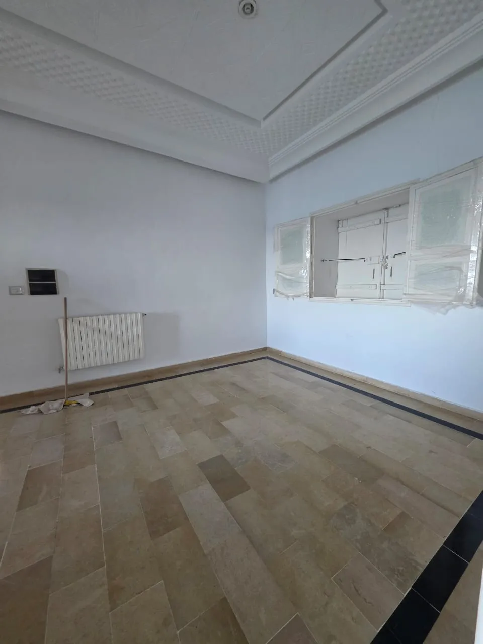 📢PRODUIT RARE à CHAT MARIEM: Villa +3 Appartements Pieds Dans L'eau