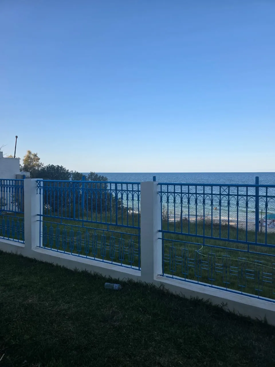 📢PRODUIT RARE à CHAT MARIEM: Villa +3 Appartements Pieds Dans L'eau