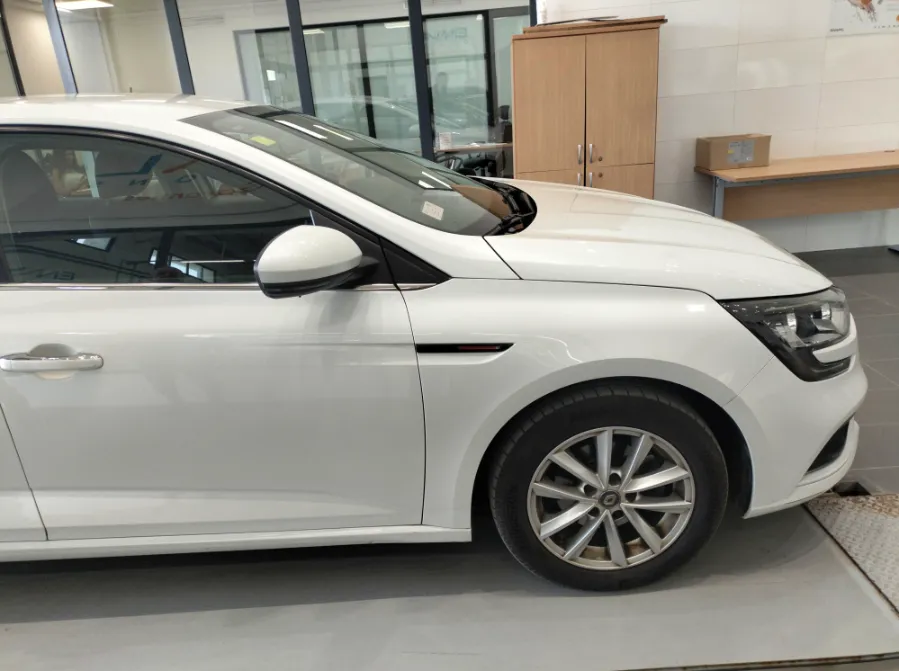 Renault Megane Sedan 1.2L Turbo