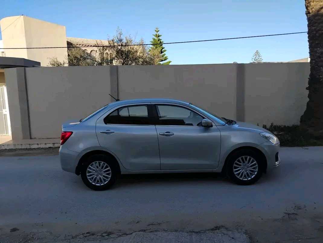 SUZUKI DZAIR PACK GLX PREMIÈRE MAIN 