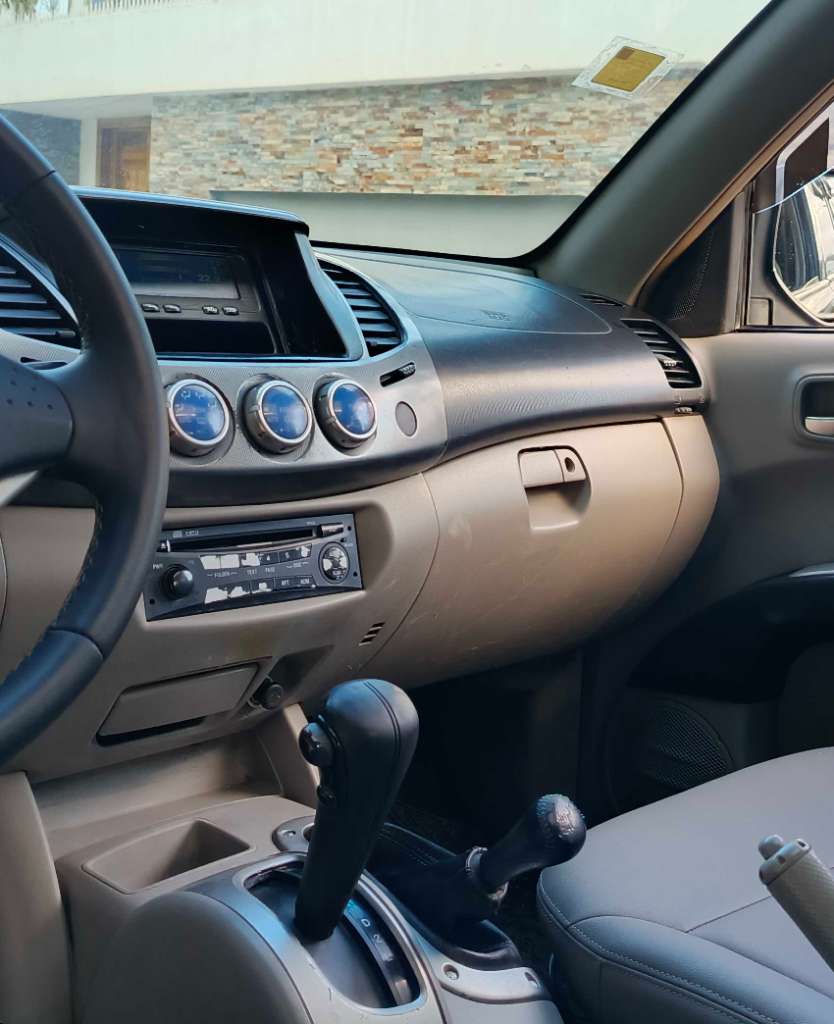 ‎🚘 Mitsubishi L200 Sportero 4*4 
