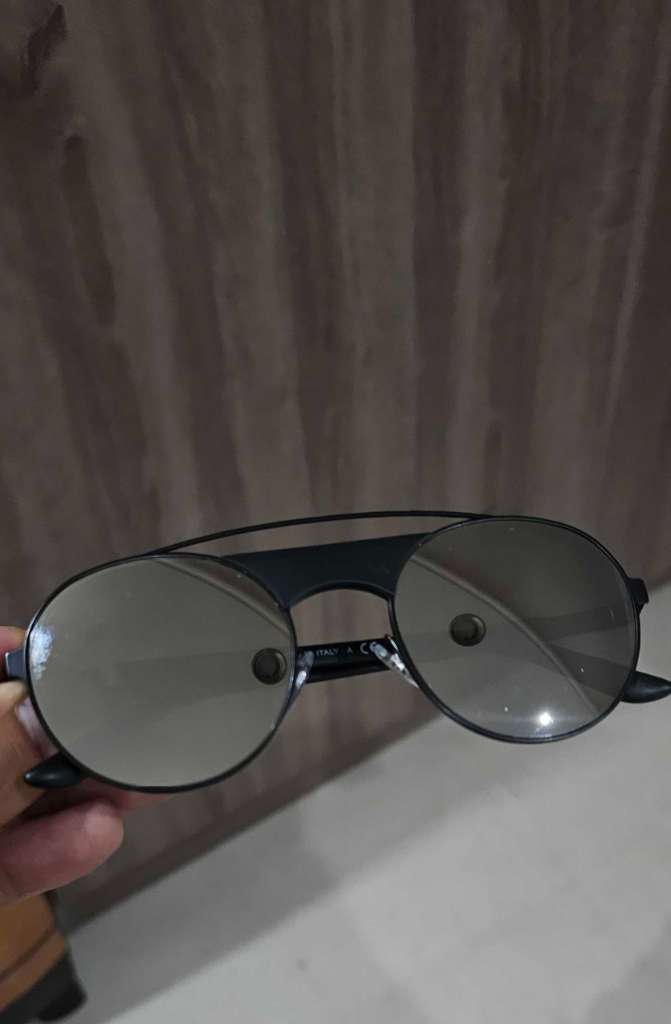 Lunette de soleil giorgio armani