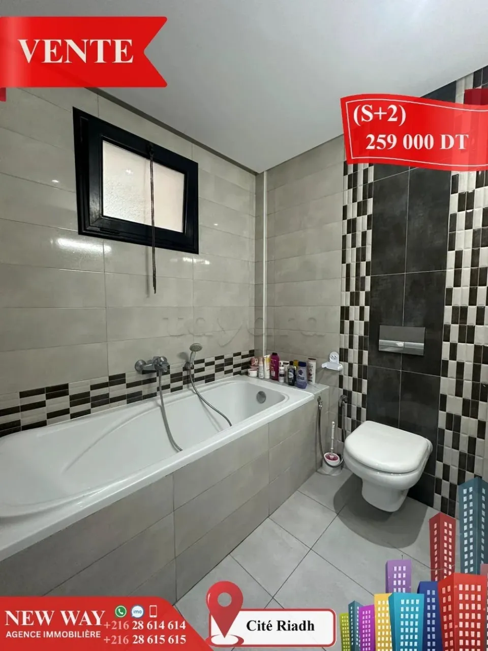 (S+2) à Cité Riadh 1 avec Place de Parking