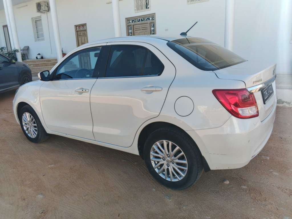 Suzuki Dzire