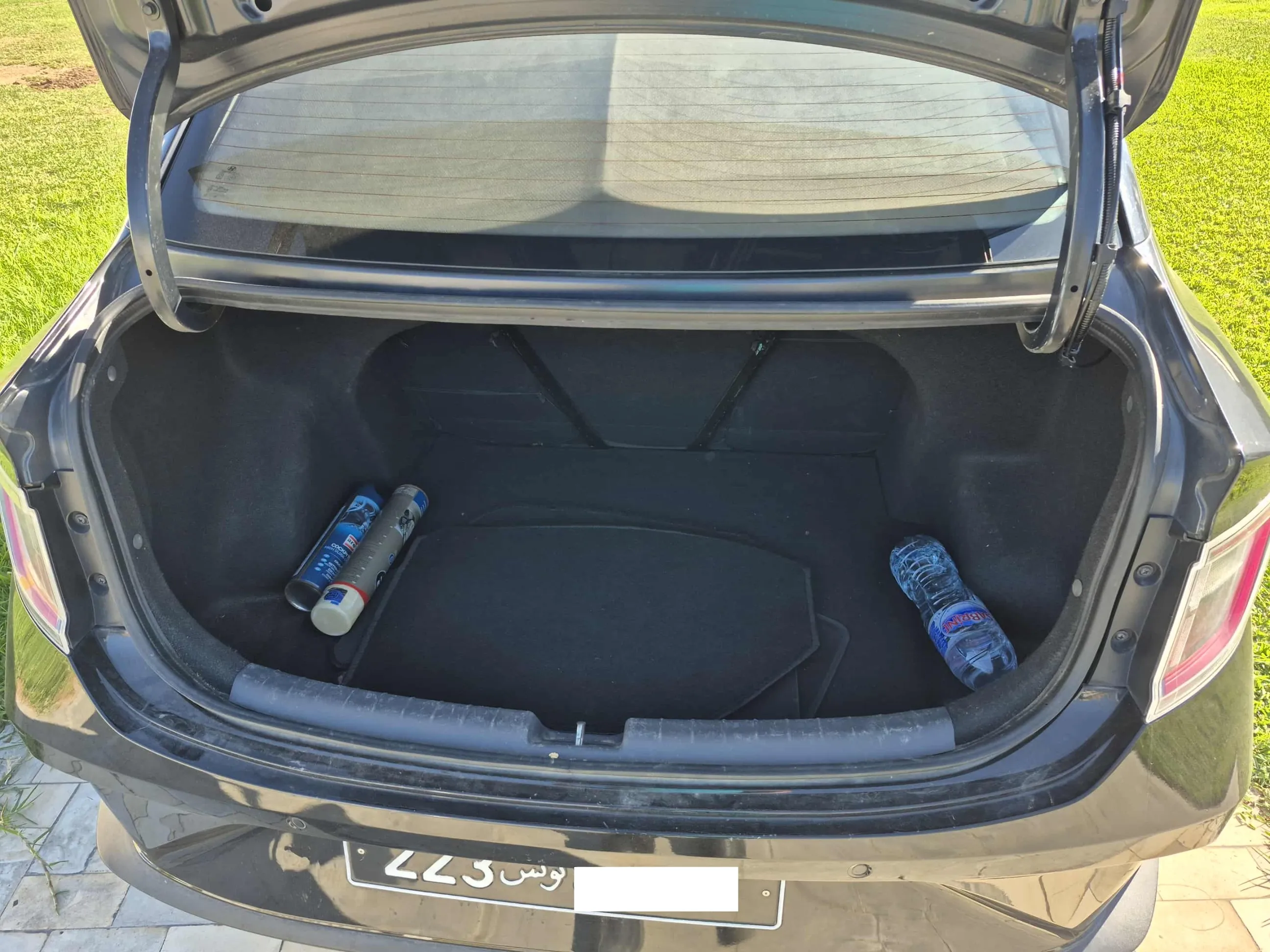 Hyundai i10 Sedan 1 ere main