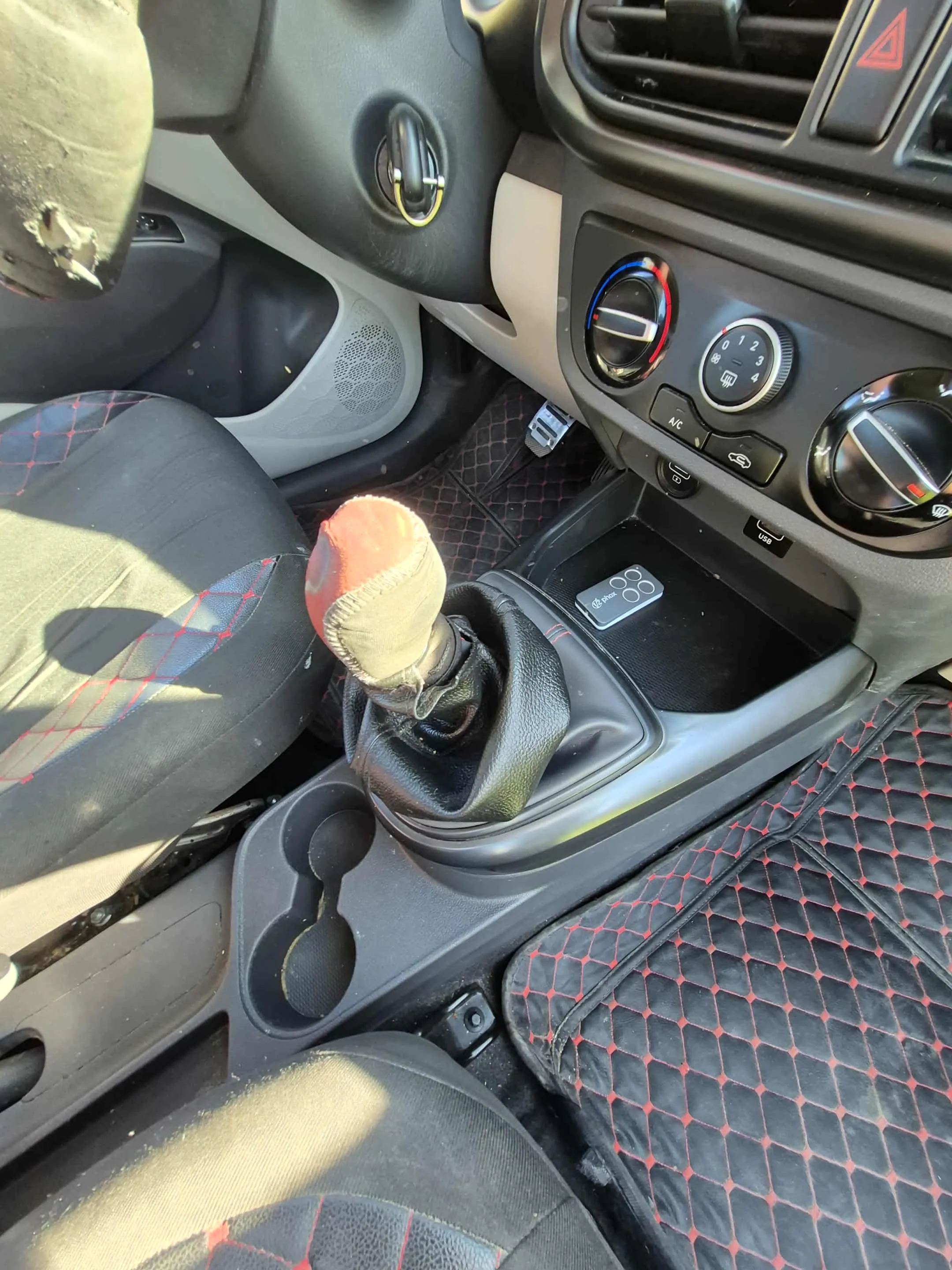 Hyundai i10 Sedan 1 ere main