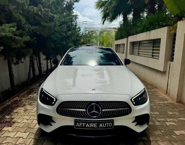 🇩🇪Mercedes-Benz Classe E 300e AMG🇩🇪
On accepte l'échange des voitures 29130012