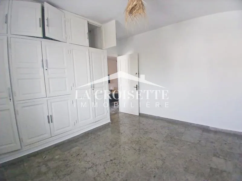Appartement s3 vide ou meublé à La Marsa MAL2164